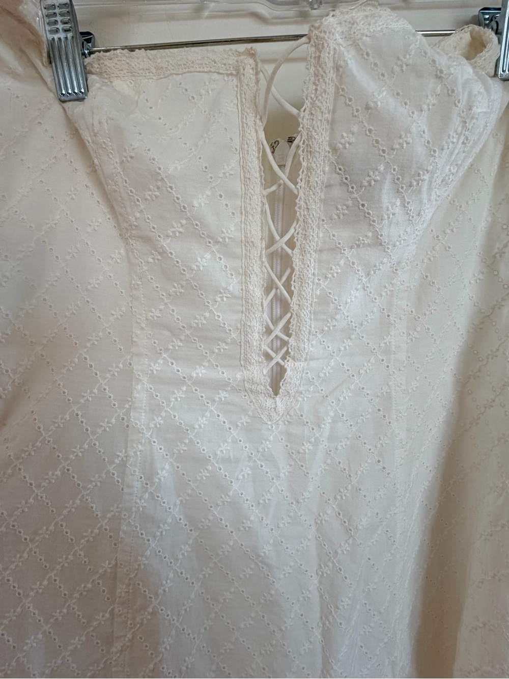 Mirror Palais White Halter Lace-Up Midi Sundress - Picture 4 of 6